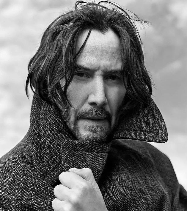 Keanu Reeves vive um momento da carreira em que está consagrado pela crítica e pelo público, tendo a admiracão e o respeito pelo talento e pela integridade de caráter. Reprodução: Flipar