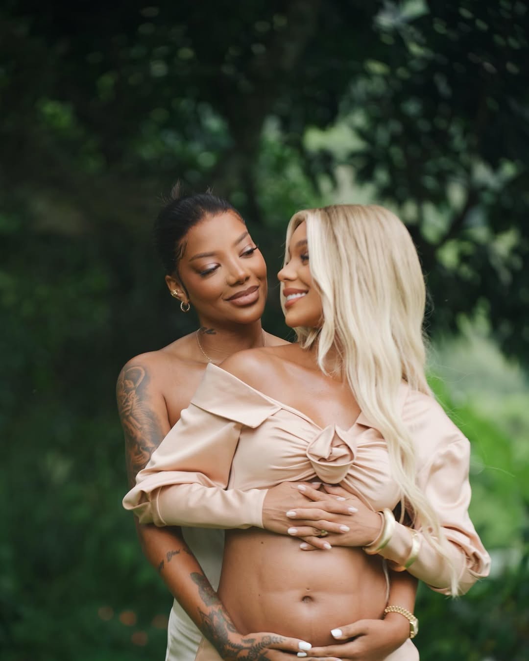 Ludmilla compartilha fotos do chá-revelação do primeiro filho Instagram