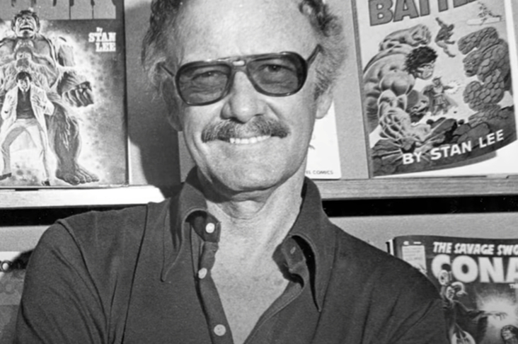 Mas, nos anos 1950, o clima foi mudando e a DC Comics, concorrente da Marvel, lançou a Liga da Justiça. Super-heróis e vilões se destacaram no cenário cultural. E a direção da Marvel liberou Lee para dar vazão à criatividade. Reprodução: Flipar