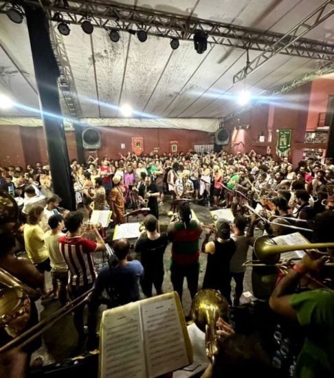O bloco tem uma sede na Lapa, no Rio de Janeiro, onde realiza eventos durante todo o ano. Reprodução: Flipar