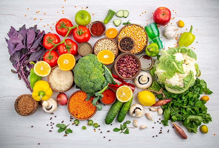 Portanto, uma grande parte dos alimentos consumidos pelas pessoas depende da polinização das abelhas.  Reprodução: Flipar