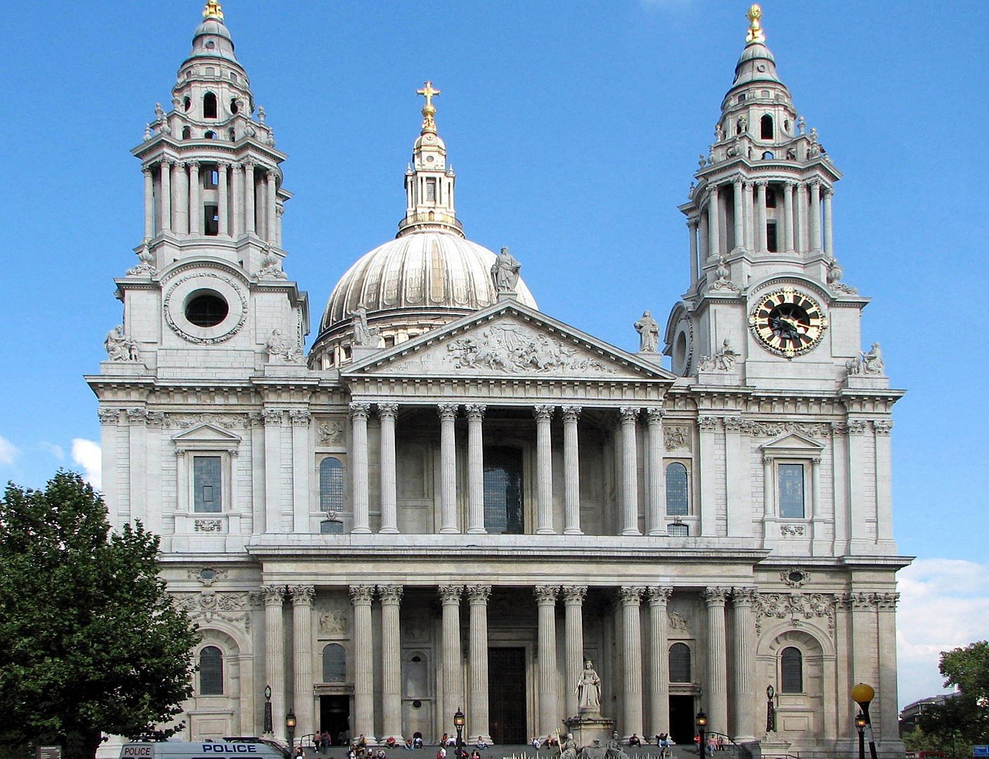 A Catedral de Saint Paul, em Londres, na Inglaterra, começou a ser construída em 604 e passou por novas obras em 1710. Reprodução: Flipar