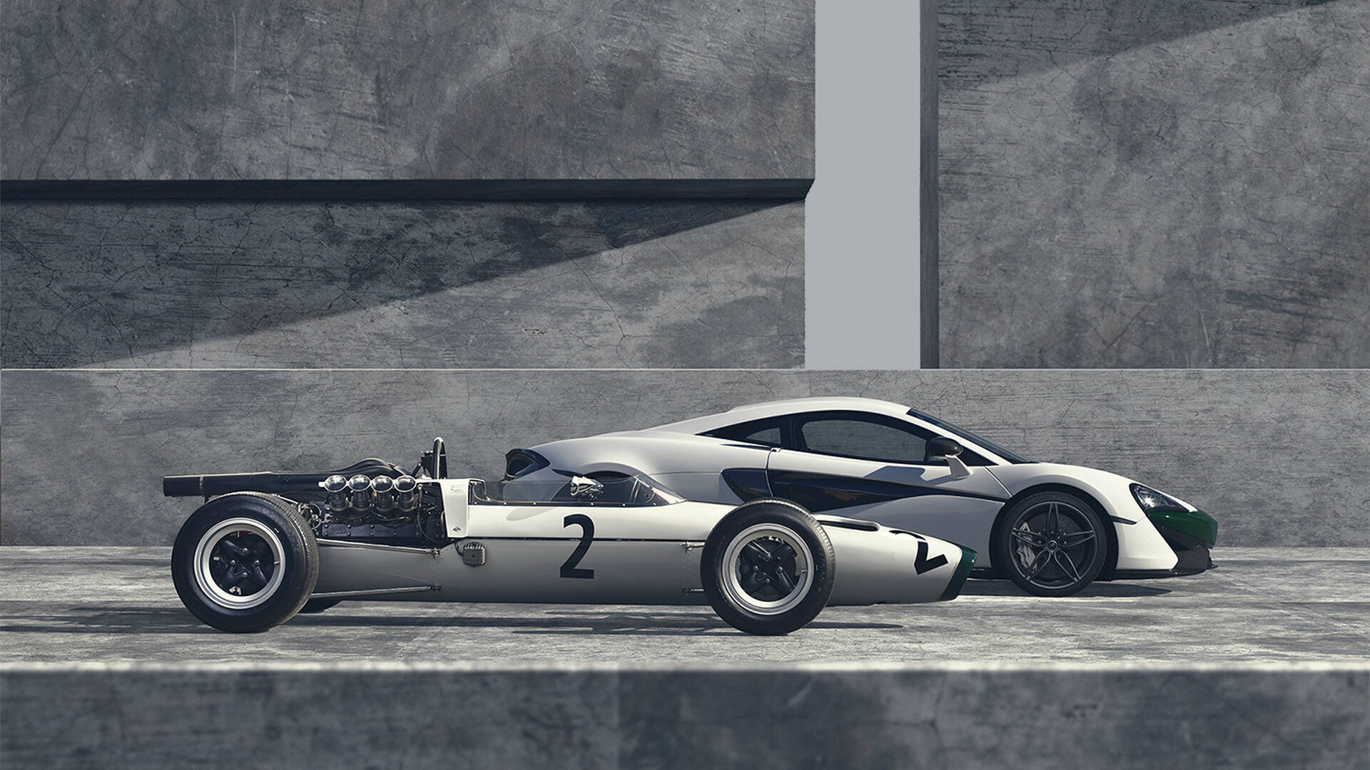 McLaren 570S em homenagem ao M2B 1966, de Fórmula 1 Divulgação