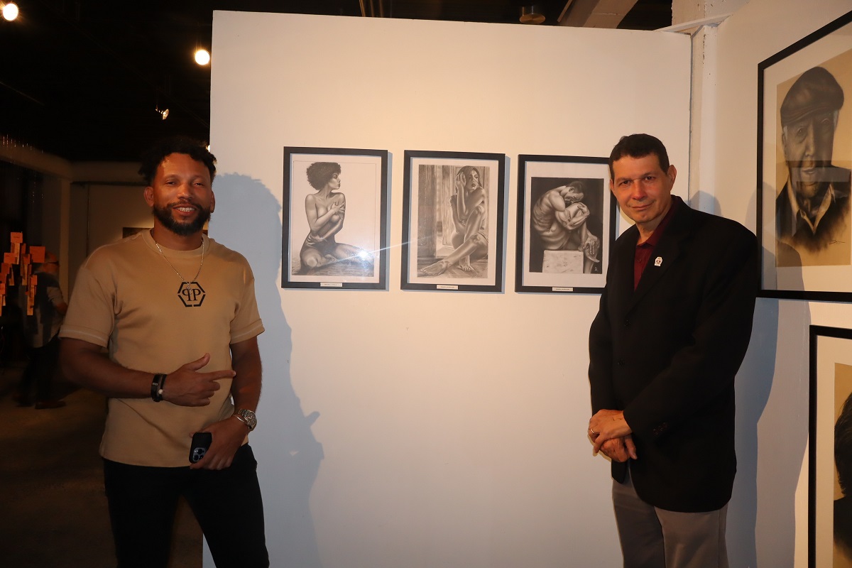 Artista Manoel Neto e Nilton Braghetto. Foto: Foto: Pedro H. Lopes