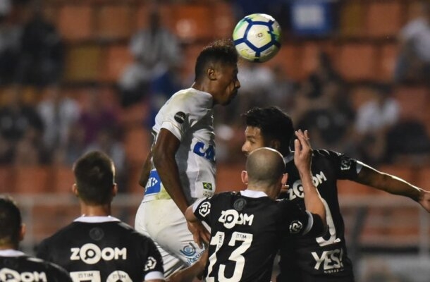 3ª rodada do Campeonato Brasileiro de 2018 - Santos 1 x 1 Vasco, no Pacaembu - Gols: Diego Pituca (SAN)