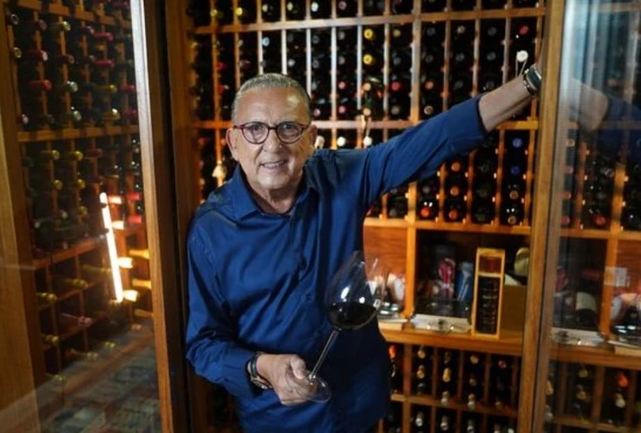 Galvão Bueno - O ícone da narração esportiva tem sua própria marca de vinhos, a Bueno Wines. Fundada em 2009, a vinícola do comunicador fica localizada em Candiota, no Rio Grande do Sul. Reprodução: Flipar
