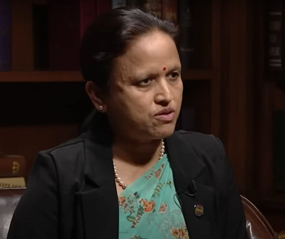 Rekha Sharma, Ministra das Comunicações e Tecnologia da Informação do Nepal, informou à BBC que a plataforma teria divulgado “conteúdo inadequado”.