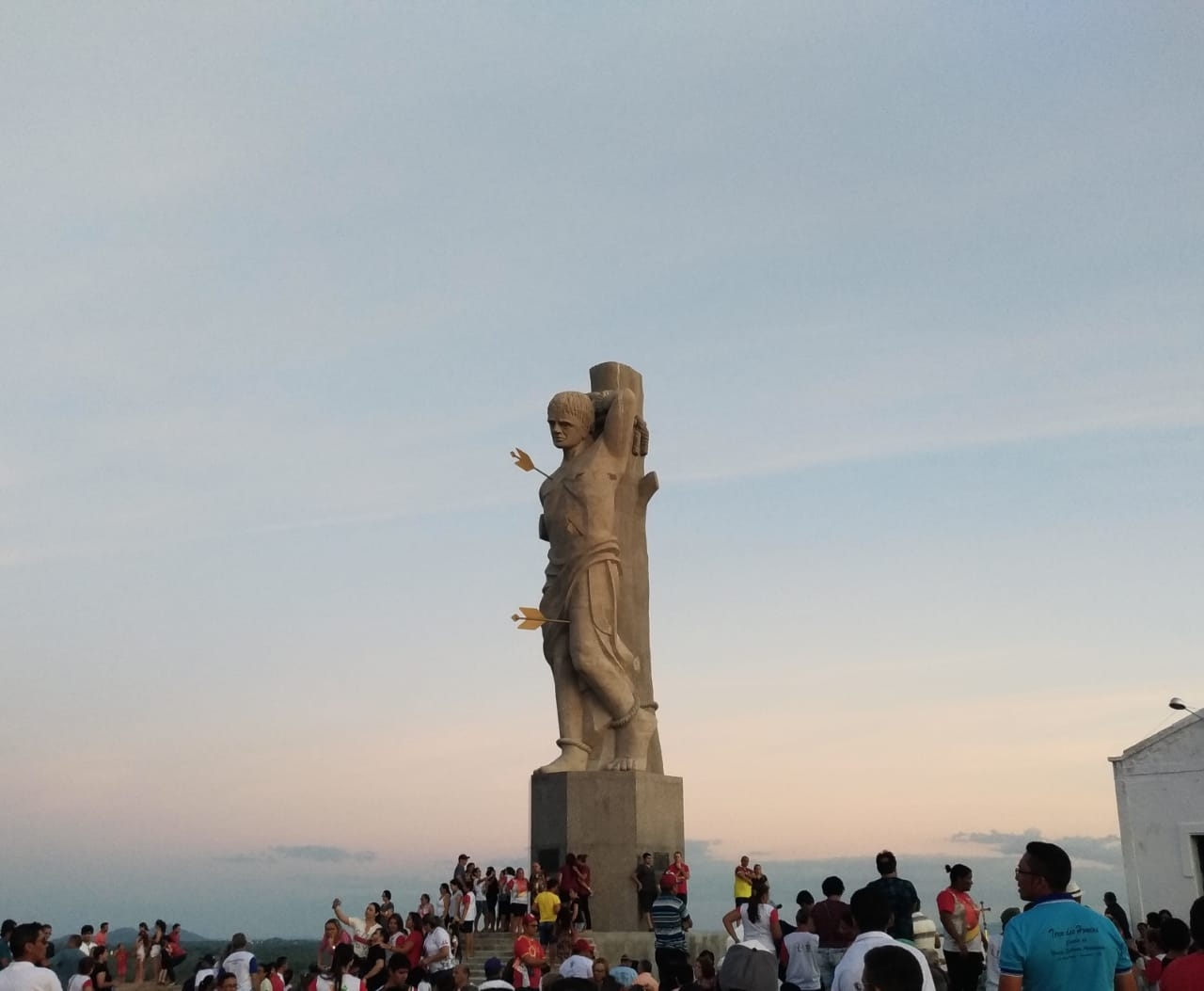 Rio Branco (AC) -São Sebastião - Invocado por proteção contra guerras e doenças, ele é um mártir cristão do século 3. Conhecido por sua fé e coragem. Sua festa é uma das mais importantes, celebrada com procissões e eventos culturais em 20 de janeiro.
 Reprodução: Flipar