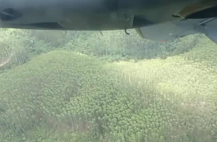 Aeronave da FAB durante buscas pelo helicóptero desaparecido nessa quarta-feira (3)