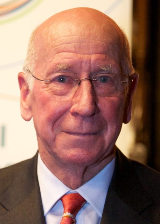 Bobby Charlton: Talvez o principal nome da história do futebol inglês, Bobby Charlton recebeu a honraria de Cavaleiro Britânico em 1974, um ano antes de se aposentar do futebol.