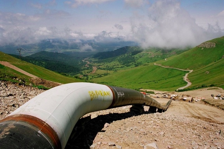 O oleoduto Baku-Tbilisi-Ceyhan é um dos principais corredores energéticos da região. Reprodução: Flipar