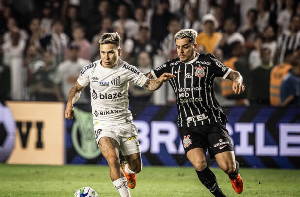 Corinthians e Santos fazem clássico alvinegro às 18h30 deste domingo, na Neo Química Arena, pela 30ª rodada do Campeonato Brasileiro. - Foto: Raul Baretta/ Santos FC