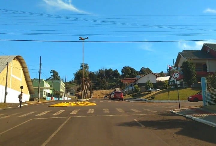 A economia local é predominantemente agrícola, com destaque para o cultivo de milho, trigo e soja, além da pecuária. Reprodução: Flipar