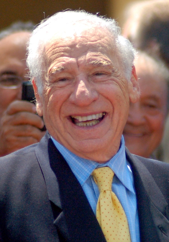 #8. Mel Brooks (1926-) - O cineasta ganhou o Emmy, o Oscar e o Tony pela mesma produção: a comédia “Primavera para Hitler”. Se tornou a 8ª pessoa a conquistar o “EGOT”.