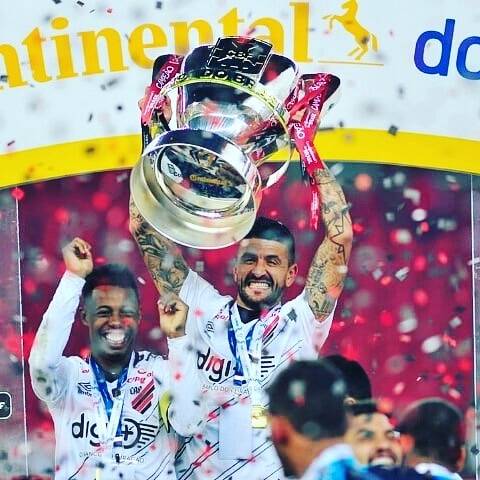 Lucho González. Foto: Instagram