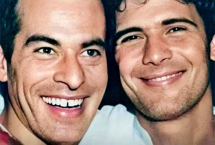Um fato da vida pessoal de Ney Matogrosso que se tornou bastante famoso foi seu namoro com Cazuza, ícone do rock nos anos 80. “A relação durou três intensos meses”, comentou em entrevista à revista Veja. 

 Reprodução: Flipar
