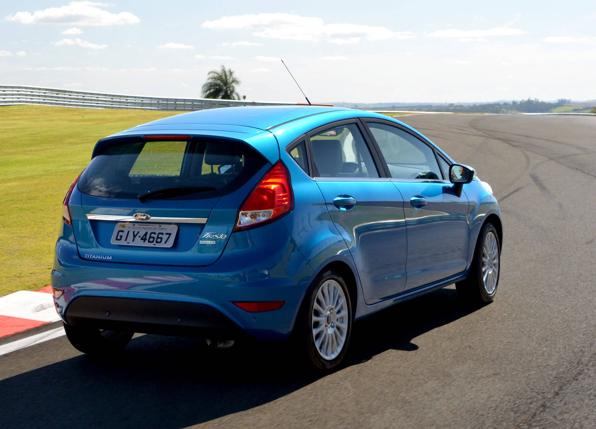 Ford Fiesta 1.0 EcoBoost. Foto: Divulgação/Ford