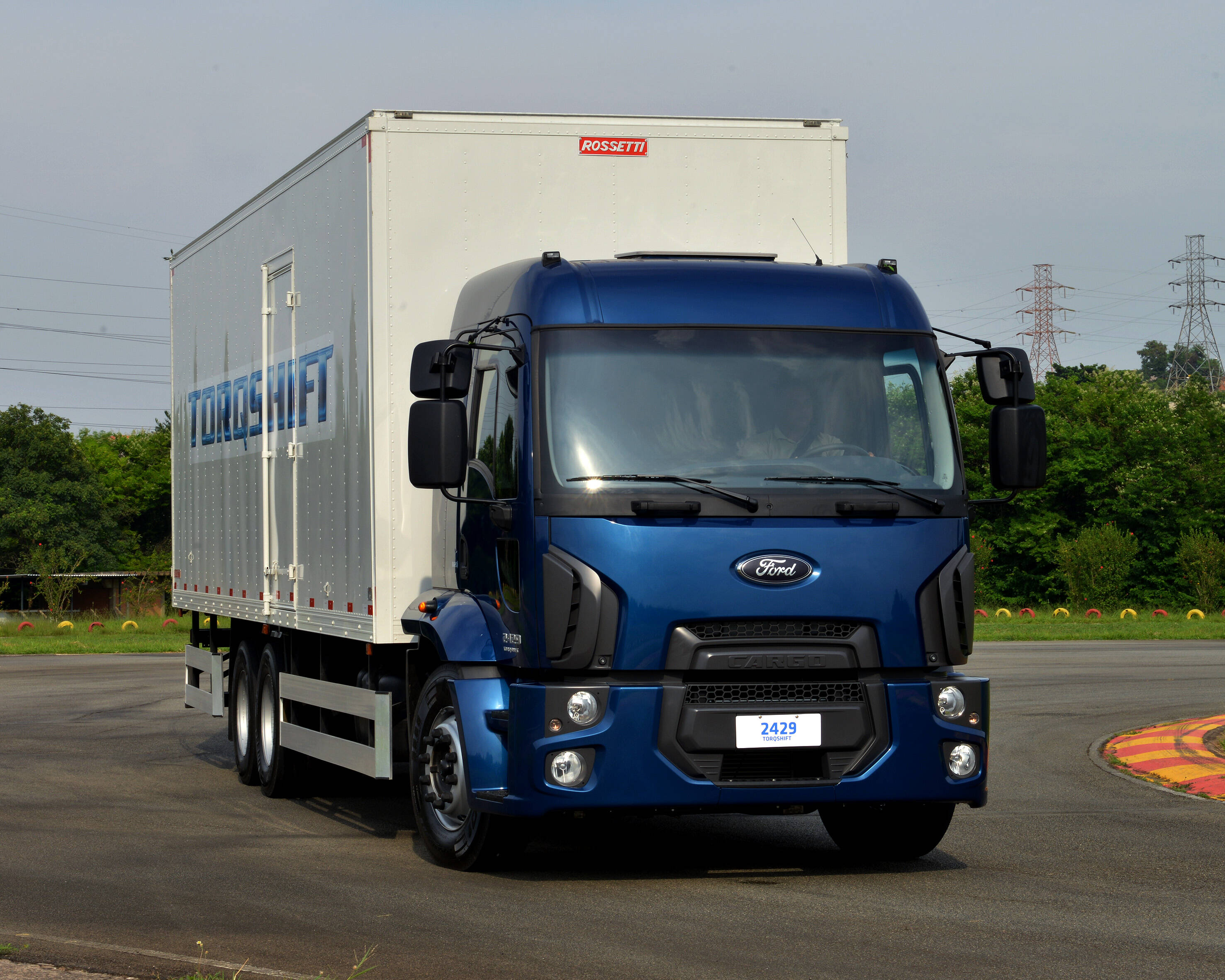 Ford Cargo TorqShift. Foto: Divulgação