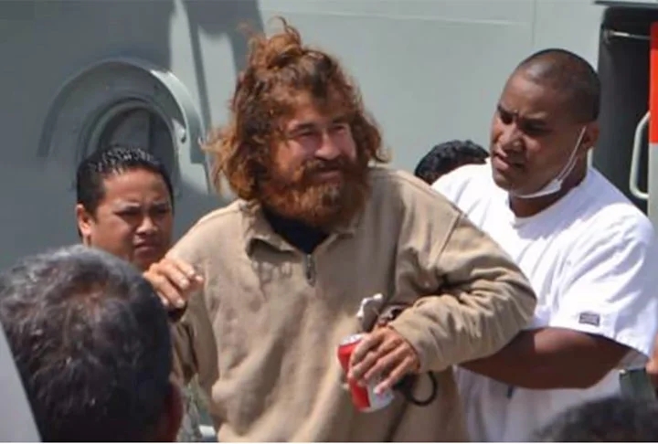 Em 2012, outra história, a de José Salvador Alvarenga, chocou o mundo. Ele ficou 438 dias perdido no oceano e conseguiu sobreviver! Reprodução: Flipar