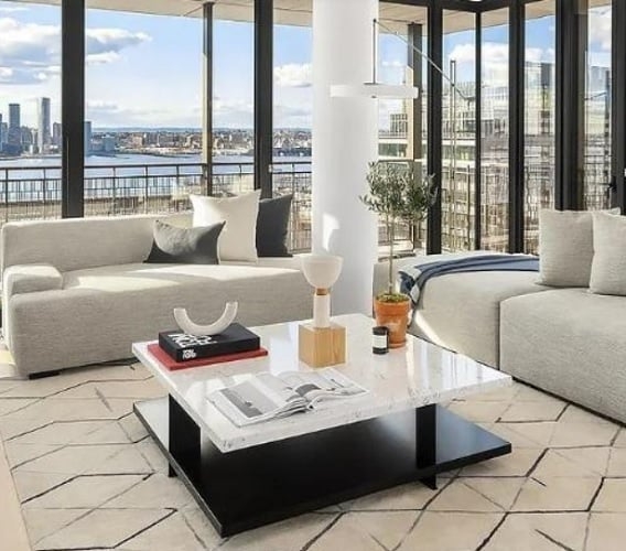 Situado no sofisticado bairro do Soho, no distrito de Manhattan, o apartamento tem o maior aluguel residencial da história da cidade. 