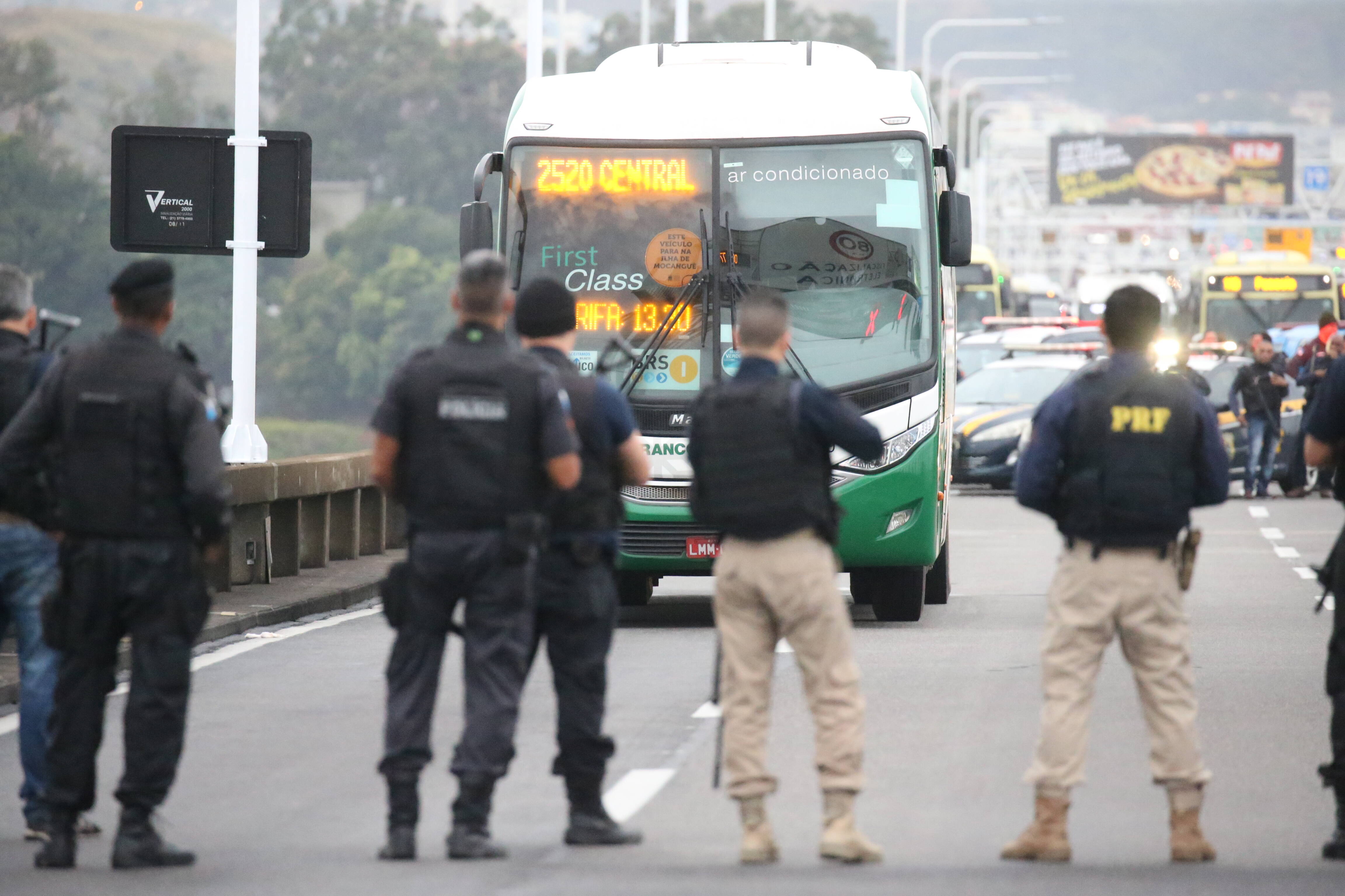 Sequestro Ônibus Rio. Foto: Fabiano Rocha / Agência O Globo