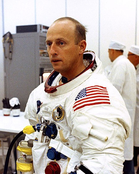 Pete Conrad - Nascido em 15/3/1932.  Formado pela Universidade de Princeton. Pisou na Lua em 19/11/1969. Morreu em 8/7/1999, aos 69 anos.  Reprodução: Flipar