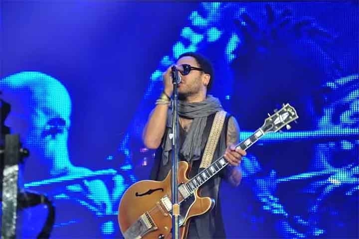 Lenny Kravitz – Nascido em Nova York em 26/5/1964, tem ascendência judaica pelo lado paterno, ligada a judeus das Bahamas. Suas raízes remetem a linhagens ibéricas judaicas que migraram ao Caribe. Reprodução: Flipar