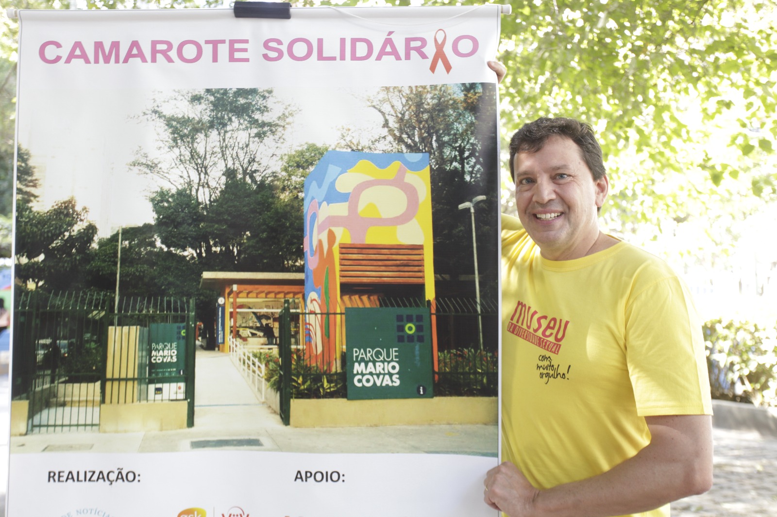 Cartaz que sinalizou o Parque para os participantes. Foto: Agência Aids