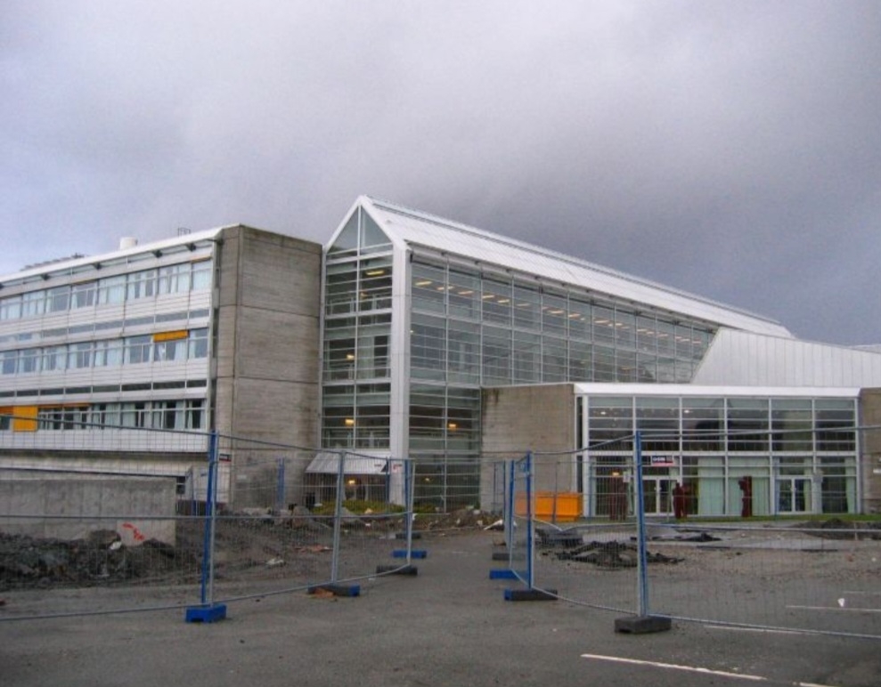 Outros artefatos viking já foram encontrados e sempre chamam atenção. Recentemente, arqueólogos do da Universidade de Stavanger descobriram uma construção que teria sido um mercado da Era Viking na ilha de Klosterøy, na costa sudoeste da Noruega. Reprodução: Flipar