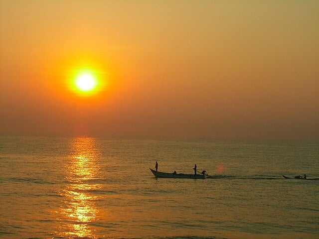 Golfo de Bengala: Na costa leste da Índia e em Bangladesh, é um dos maiores do mundo, importante para a pesca, biodiversidade e comércio asiático.
 Reprodução: Flipar
