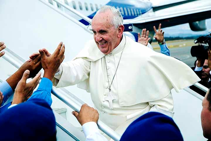 Primeiro papa latino-americano e jesuíta, Francisco teve o pontificado marcado por grande preocupação social, o que o fez conhecido como o “papa dos humildes”. Com perfil progressista, implementou importantes reformas na igreja.
 Reprodução: Flipar
