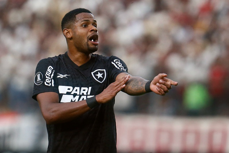 Universitario x Botafogo - Libertadores Vitor Silva/Botafogo