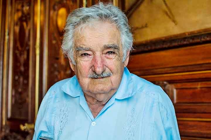 Quando o câncer foi descoberto, Mujica submeteu-se a sessões de radioterapia e precisou ser internado porque sofre de uma doença autoimune. Após uma cirurgia, os médicos disseram que o tumor estava sob controle. No entanto, agora foi detectada a metástase.
 Reprodução: Flipar