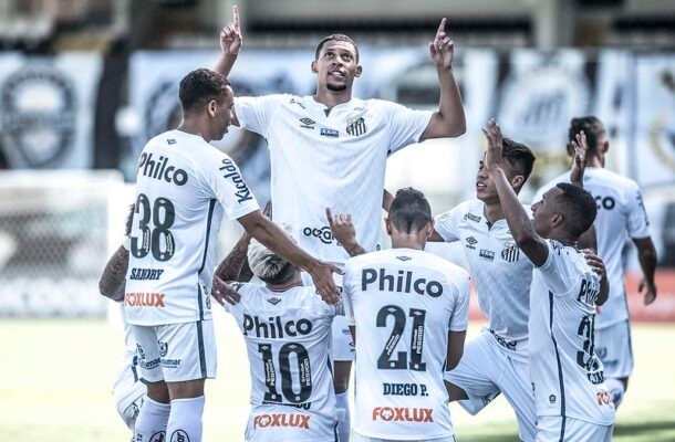 30ª rodada do Campeonato Brasileiro de 2020: Santos 2 x 1 Botafogo, na Vila Belmiro - Gols: Soteldo e Bruno Marques (SAN)
