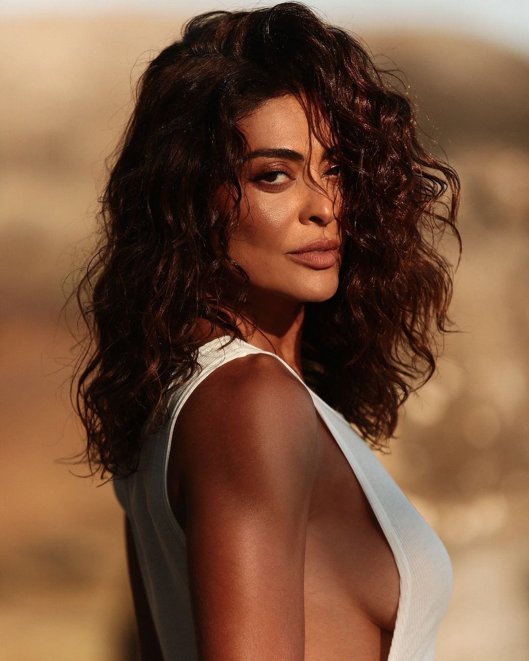 Juliana Paes exibiu toda a beleza pupindeleu