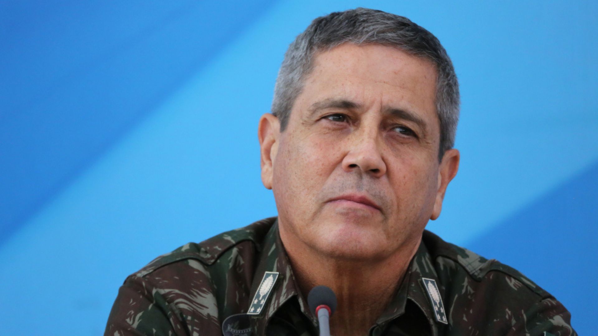 Walter Braga Netto: Preso preventivamente desde 2024, acusado de obstrução de justiça e participação em tentativa de golpe de após as eleições de 2022. Está detido no Rio de Janeiro, sob custódia do Exército. Foto: Reprodução