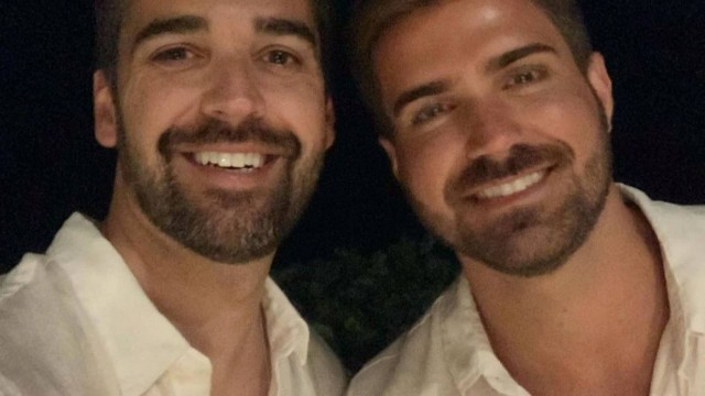 Eduardo Leite e o namorado Thalis Bolzan.. Foto: Reprodução/Instagram 31.10.2022