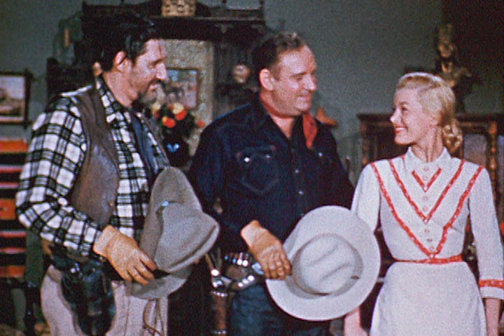 Após o conflito, retornou aos palcos e aos estúdios de gravação, expandindo ainda mais sua influência. Na década de 1950, adaptou-se à nova era da televisão e lançou “The Gene Autry Show”, uma das séries mais bem-sucedidas do período, exibida entre 1950 e 1956. 

 Reprodução: Flipar