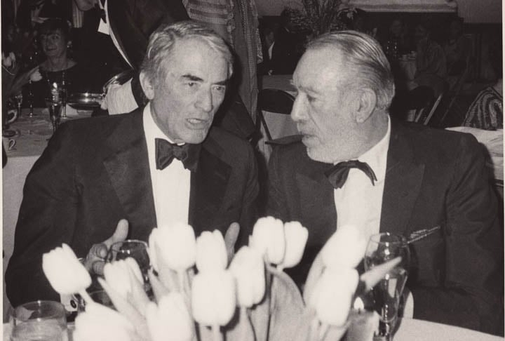 Gregory Peck foi o presidente da Academia de Artes e Ciências Cinematográficas em 1967. Dois anos depois, recebeu em 1969 a Medalha Presidencial da Liberdade, a maior homenagem a ser prestada pelo Governo dos Estados Unidos a um civil. Além disso, possui uma estrela na Calçada da Fama, localizada em 6100 Hollywood Boulevard.  Reprodução: Flipar