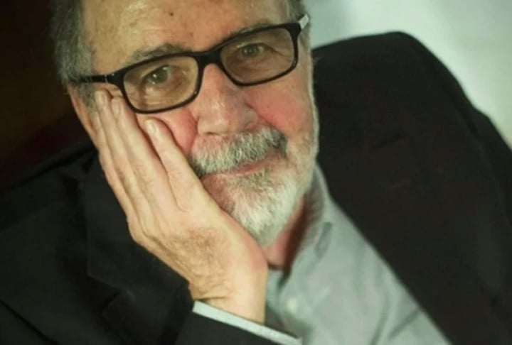 Um dos maiores cineastas da história do Brasil, Cacá Diegues morreu na madrugada desta sexta-feira (14/02), aos 84 anos. Reprodução: Flipar