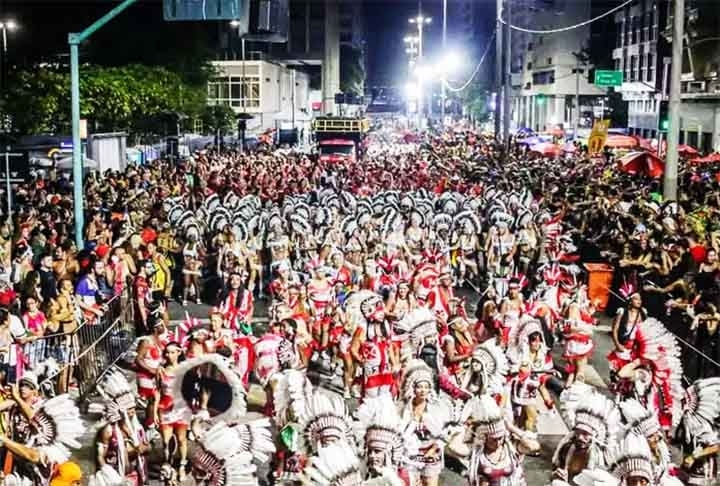 Um dos mais famosos e tradicionais blocos de Carnaval do Rio de Janeiro, o Cacique de Ramos ostenta agora a condição de patrimônio histórico e cultural do estado. 
