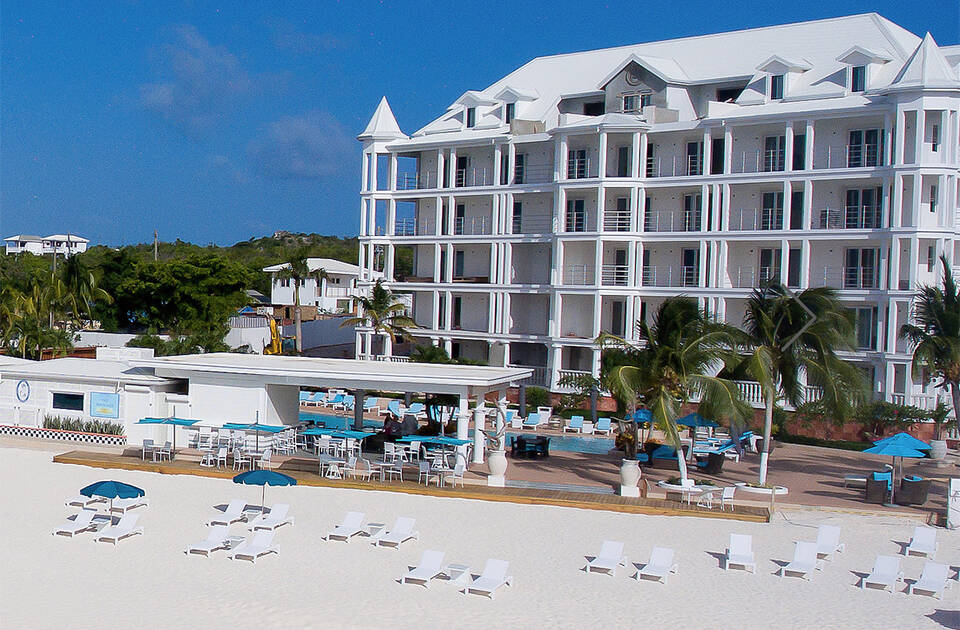 Manoah Boutique Hotel proporciona tranquilidade aos visitantes e está localizado em Shoa Bay, uma das praias mais tranquilas de Anguilla. Foto: Reprodução/Caribbean Journal