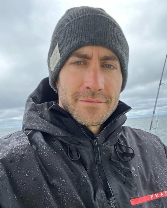 Jake Gyllenhaal – Nascido em Los Angeles em 19/12/1980, herdou ascendência judaica pela mãe, ligada a famílias que emigraram da Rússia para os EUA. Essa linha familiar é reconhecida em sua história pessoal.
 Reprodução: Flipar