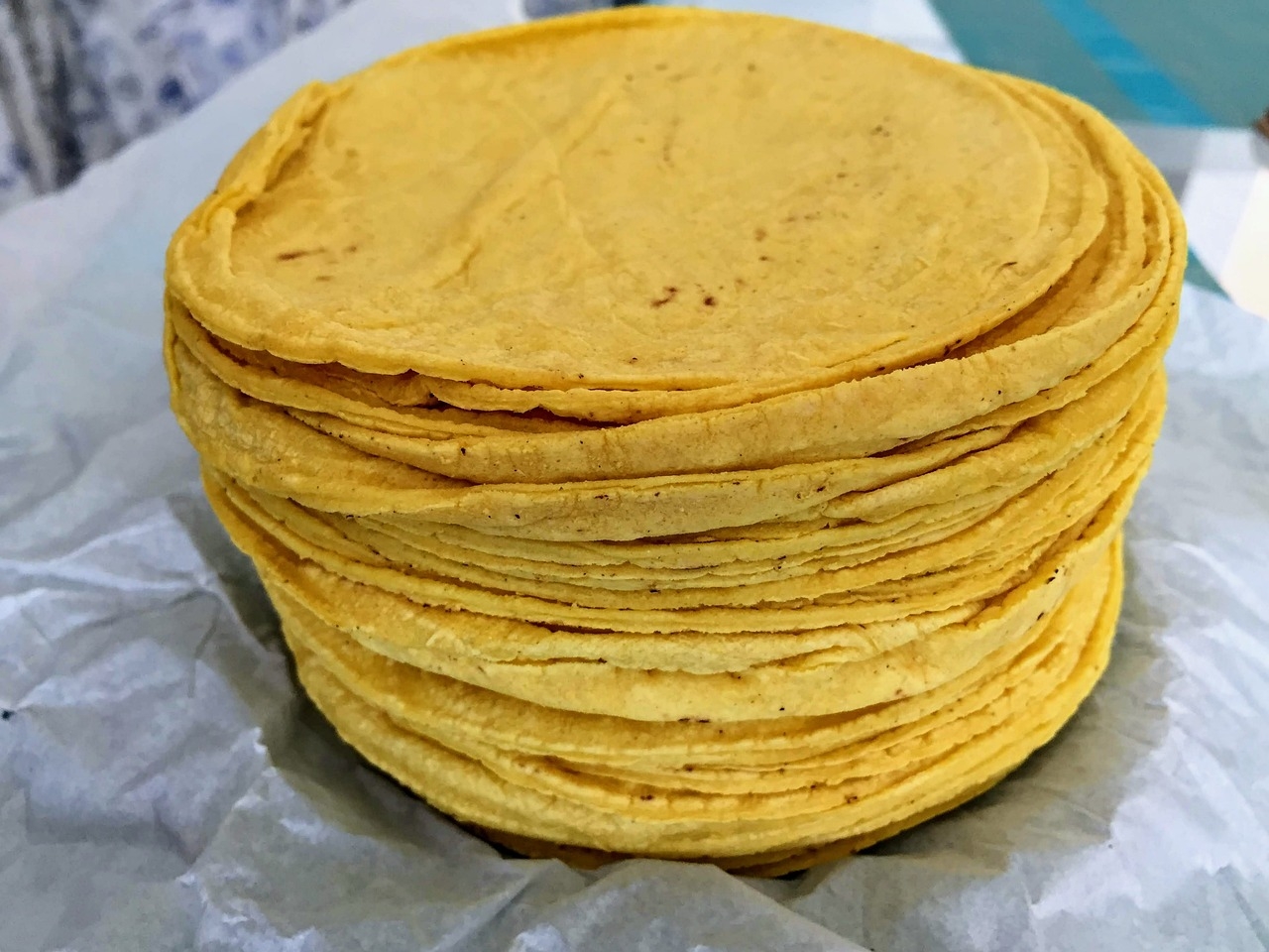O fubá tradicional é o mais popular no Brasil, feito a partir da moagem dos grãos de milho, o que resulta em uma farinha presente na mesa de diversas regiões da culinária brasileira.  Reprodução: Flipar