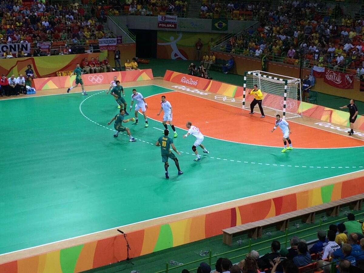Seleção brasileira de handebol estreou com vitória sobre a Polônia. Foto: Reprodução/Twitter