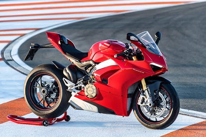 Ducati Panigale V4 S. Foto: Divulgação