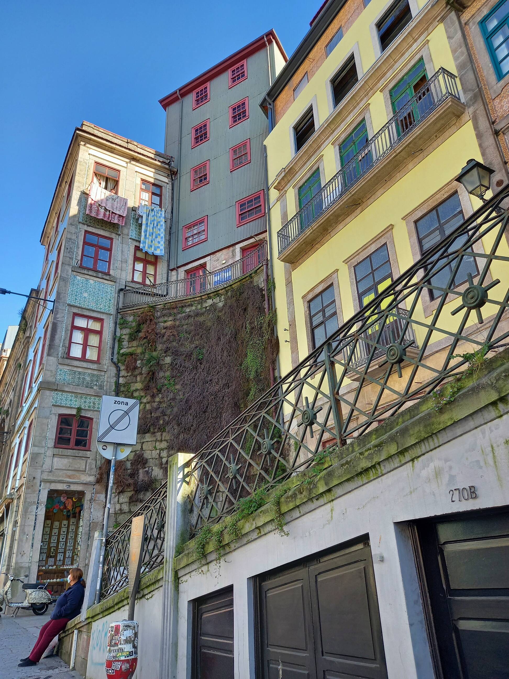 Ruas do centro histórico de Porto, em Portugal. Foto: Camila Cetrone