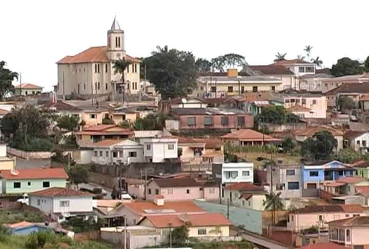 Nova Resende(1.250m)- Situada em Minas Gerais, a 400 km de Belo Horizonte, tem cerca de 16.800 habitantes. Famosa por suas belas paisagens e pelo clima frio. A economia gira em torno do cultivo do café - sendo o sexto maior produtor do grão no país - e da indústria têxtil. Reprodução: Flipar
