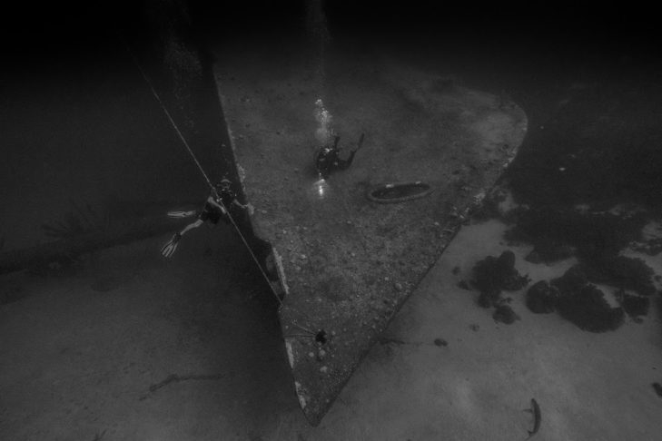5) Hilma Hooker – Bonaire, Caribe Neerlandês: Bonaire é um lugar incrível para o mergulho em naufrágios, especialmente por conta dos destroços acessíveis do Hilma Hooker. O cargueiro de 72 metros está deitado de lado a 28 metros de profundidade.  Reprodução: Flipar