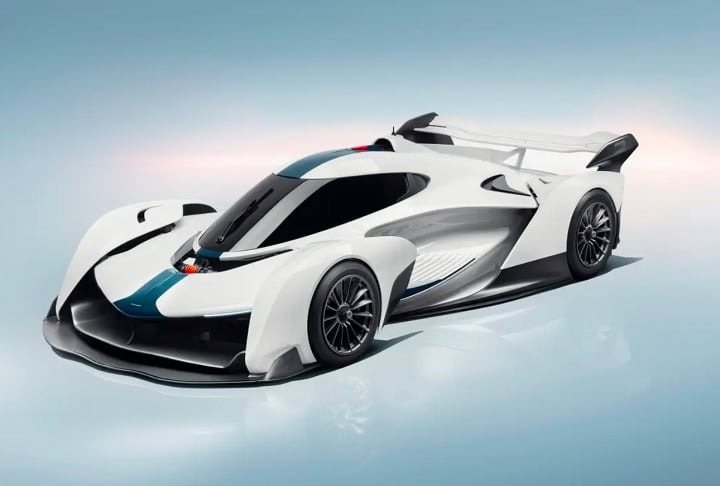 7º) McLaren Solus GT – R$ 24,2 milhões: Essa McLaren tem uma origem diferente dos outros supercarros desta lista. Enquanto a maioria nasce dos projetos de engenheiros, esse modelo veio... dos videogames. Reprodução: Flipar